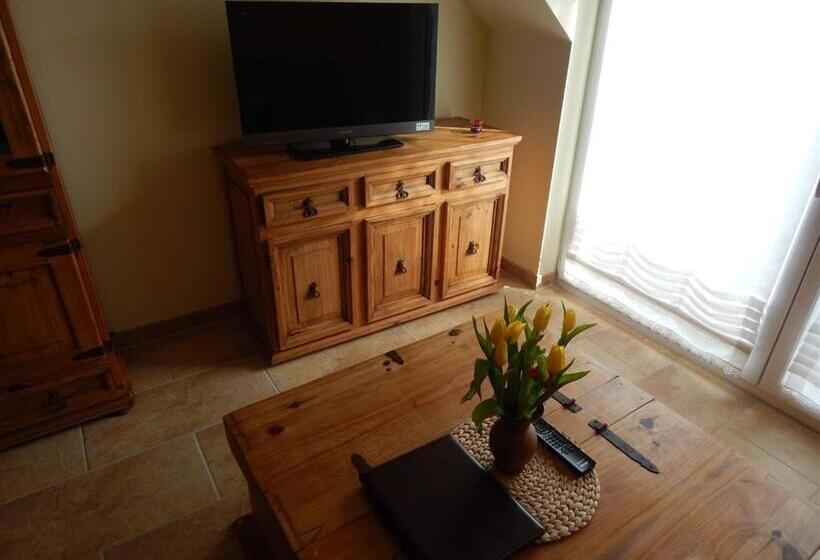 庭の見える1ベッドルームアパートメント, Pension + Apartments Tor Zum Spreewald