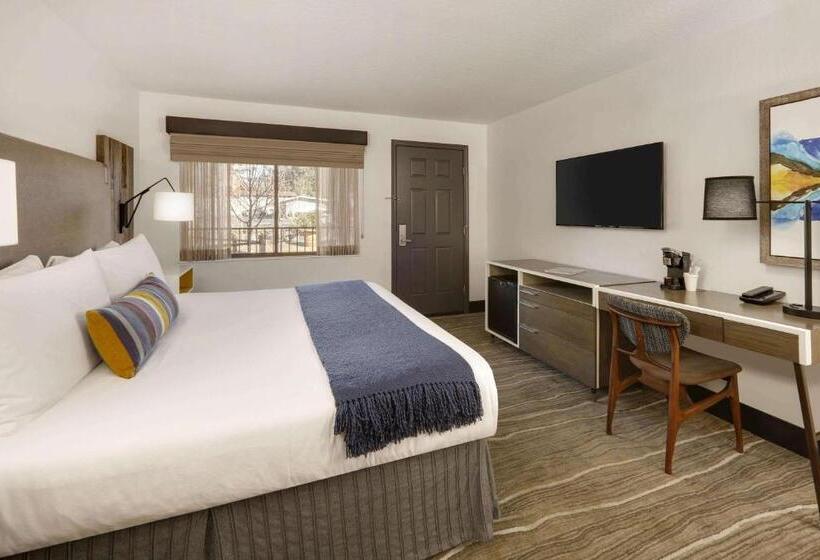 סוויטת 2 חדרי שינה, Becket, Bw Signature Collection