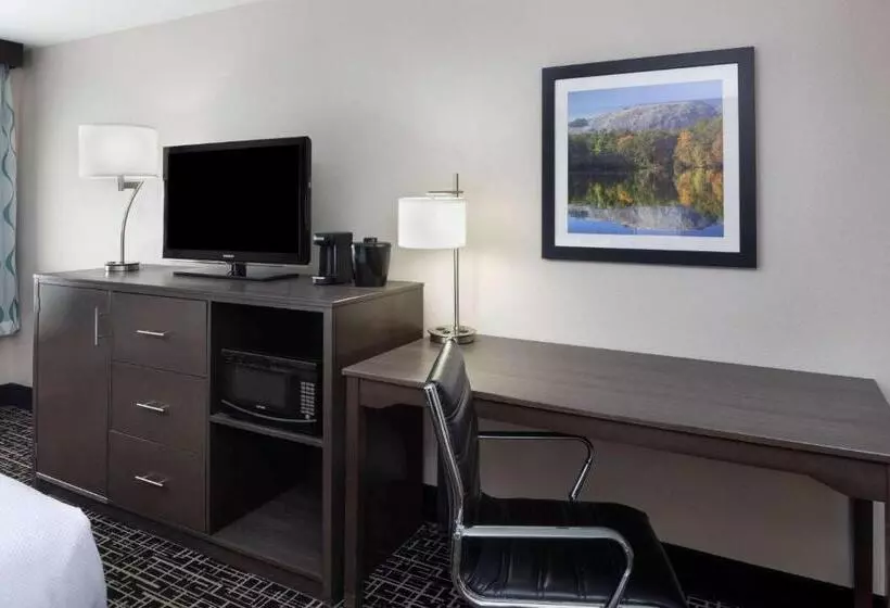 デラックスルーム, La Quinta By Wyndham Snellville Stone Mountain