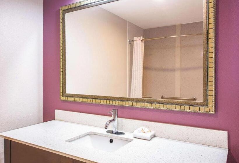 غرفة ديلوكس, La Quinta By Wyndham Snellville   Stone Mountain