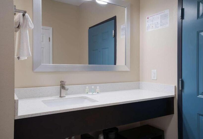 キングサイズベッドのスタンダードルーム, Quality Inn Wilmington