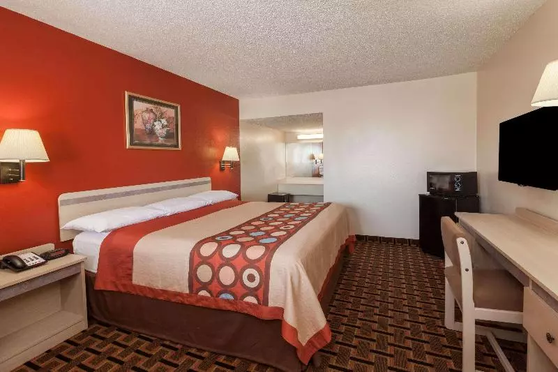 キングサイズベッドのスタンダードルーム, Super 8 By Wyndham Athens Tx