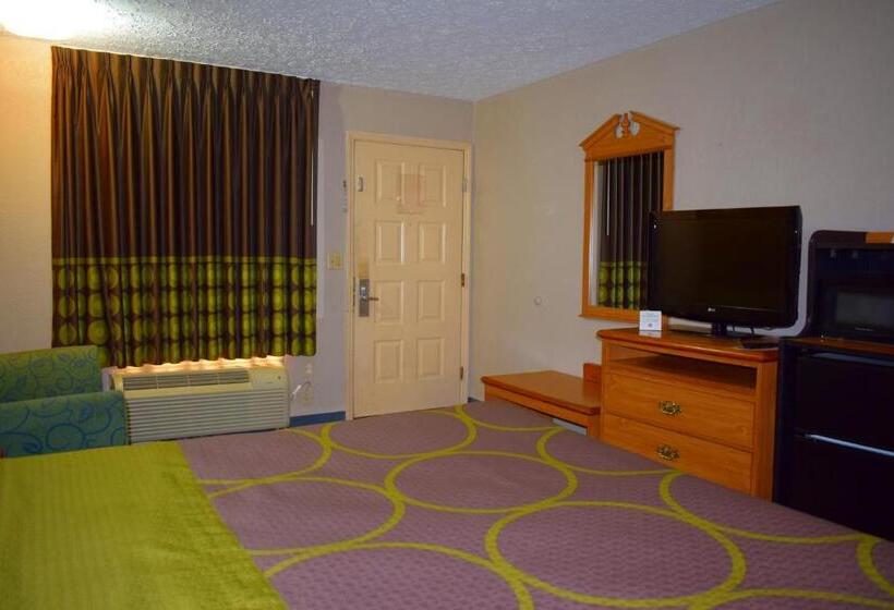 带大床的标准间, Super 8 By Wyndham Fort Chiswell Wytheville Area