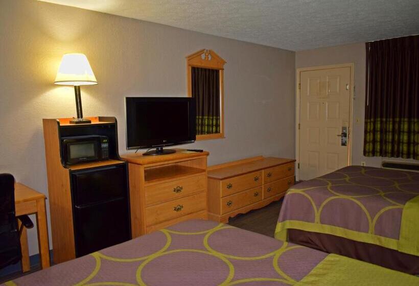 适合残疾人使用的标准间, Super 8 By Wyndham Fort Chiswell Wytheville Area