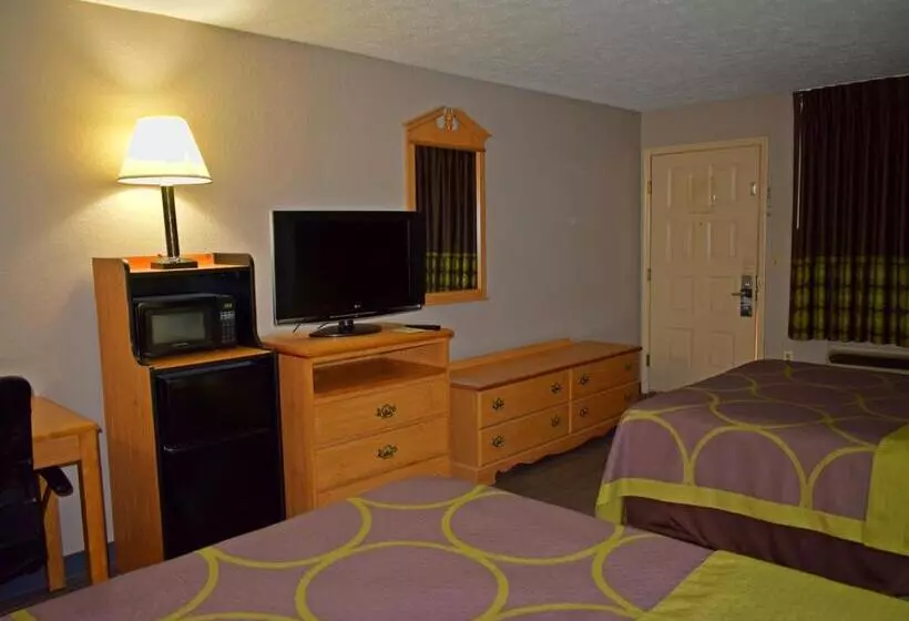 身障者適用スタンダードルーム, Super 8 By Wyndham Fort Chiswell Wytheville Area