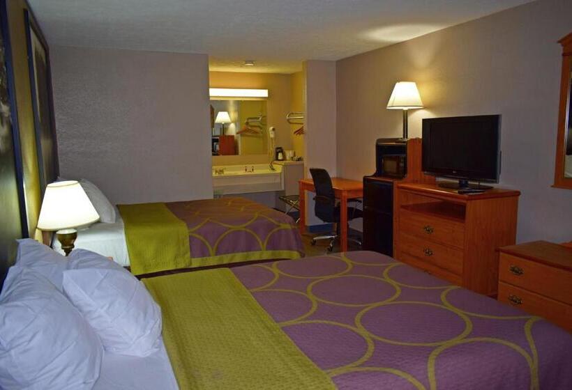 适合残疾人使用的标准间, Super 8 By Wyndham Fort Chiswell Wytheville Area