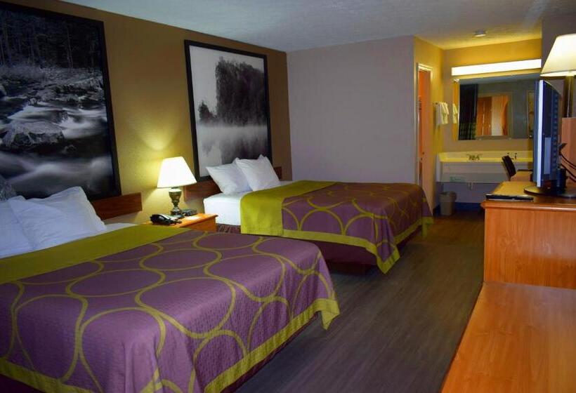 适合残疾人使用的标准间, Super 8 By Wyndham Fort Chiswell Wytheville Area