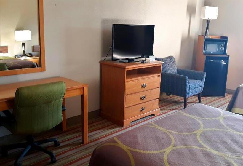 适合残疾人使用的标准间, Super 8 By Wyndham Fort Chiswell Wytheville Area