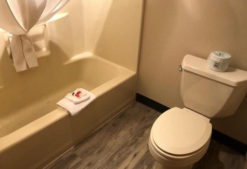 Студия Стандарт, Super 8 By Wyndham Lagrande