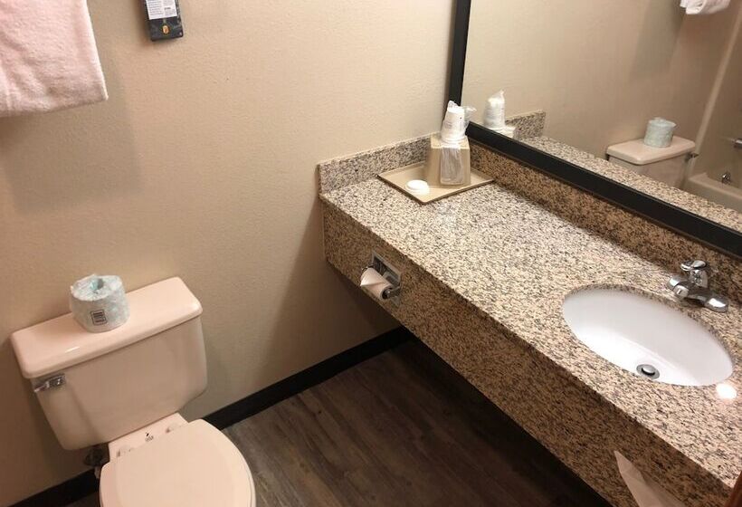 Студия Стандарт, Super 8 By Wyndham Lagrande