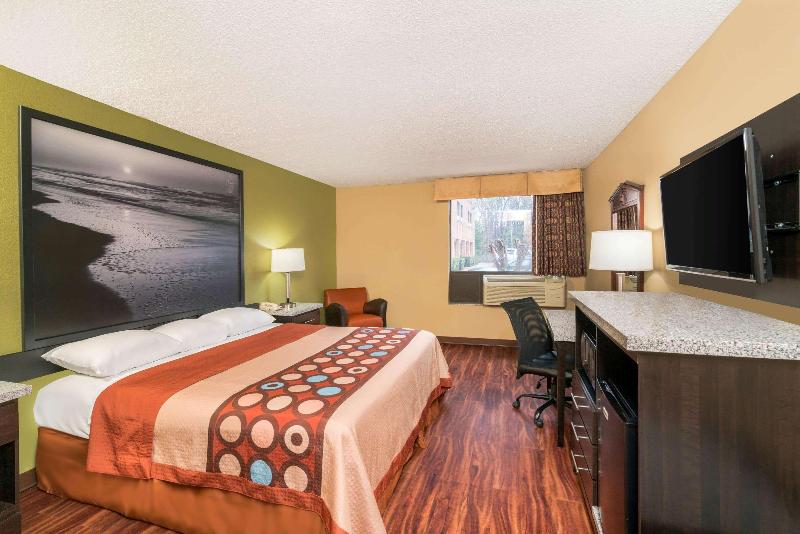 Стандартный Номер Кровать Кинг, Super 8 By Wyndham Raleigh North East