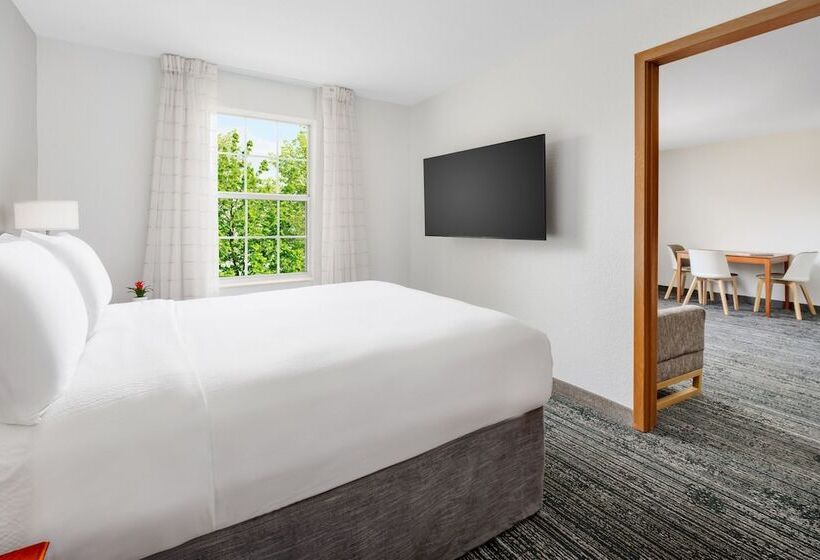 جناح, Towneplace Suites Philadelphia Horsham