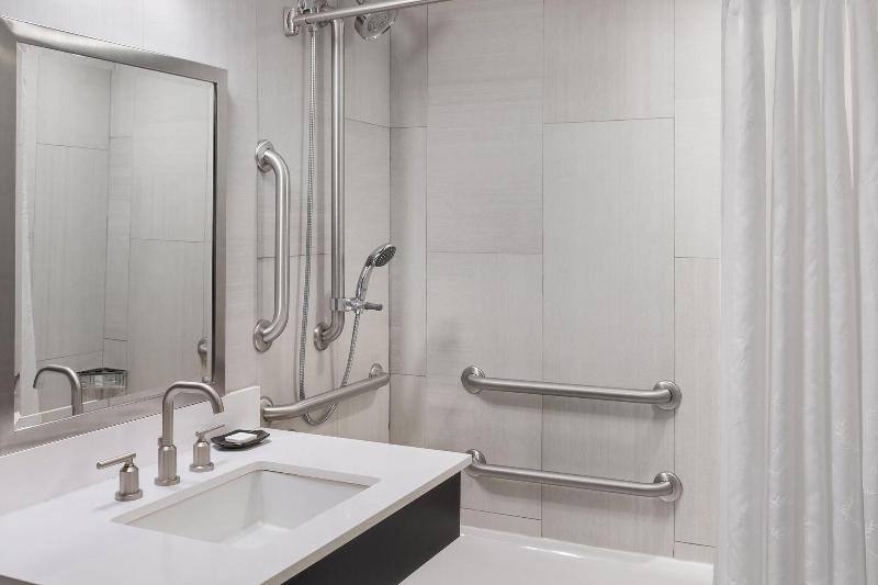 带大床的套房, Towneplace Suites By Marriott Seattle Everett/mukilteo