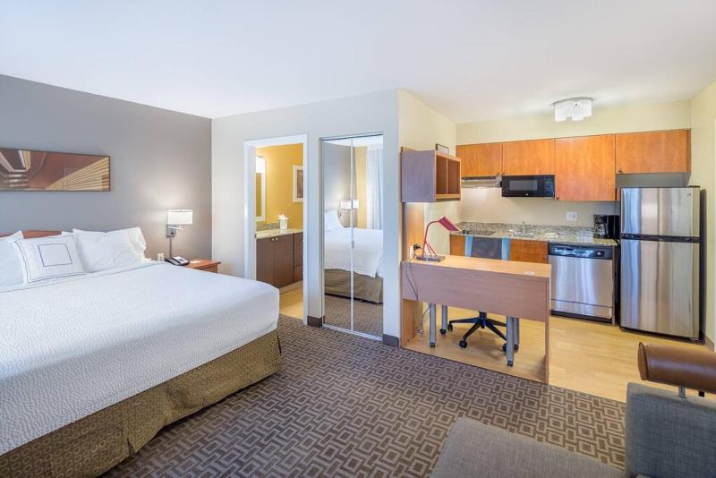 Люкс Кровать Кинг, Towneplace Suites By Marriott Seattle Everett/mukilteo