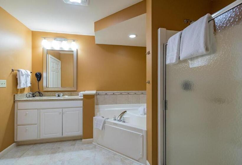 جناح غرفتين نوم, Vacation Village In The Berkshires