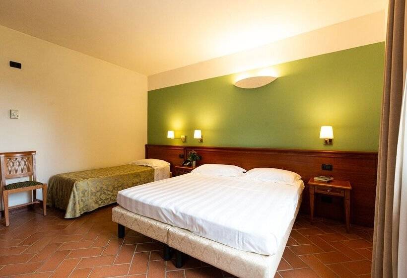 غرفة قياسية ثلاثية, Villa Dei Bosconi