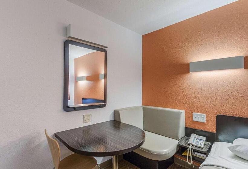 غرفة قياسية, Motel 6 Oshkosh, Wi