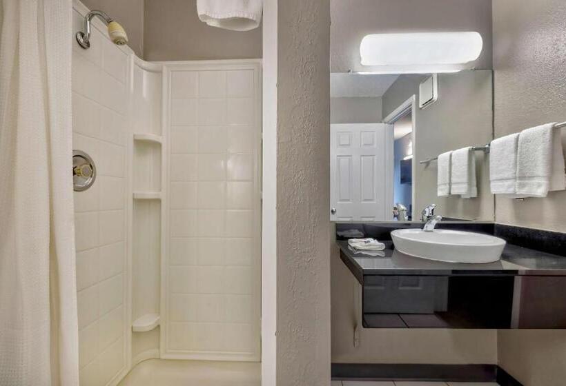 四人标准间, Motel 6 Oshkosh, Wi