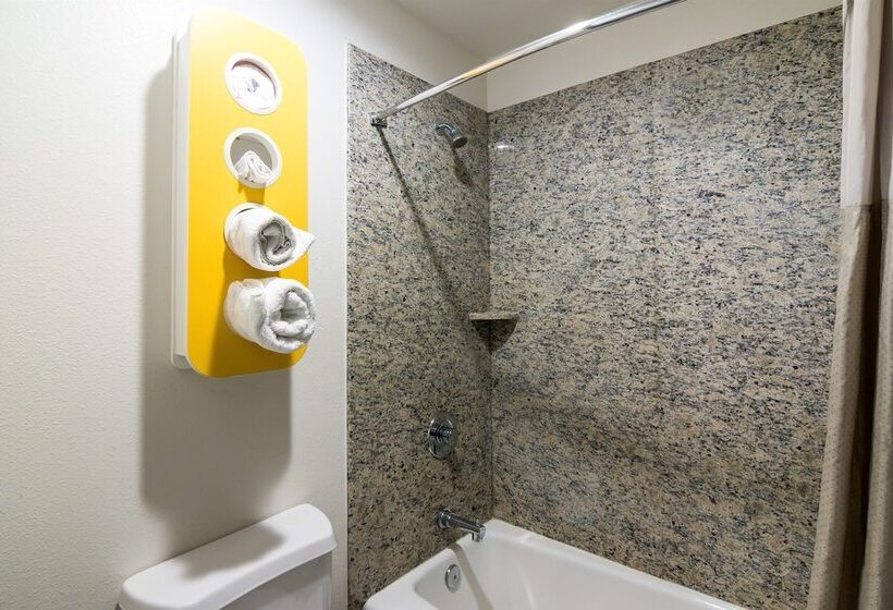 סוויטה דלוקס, Motel 6south El Monte, Ca  Los Angeles