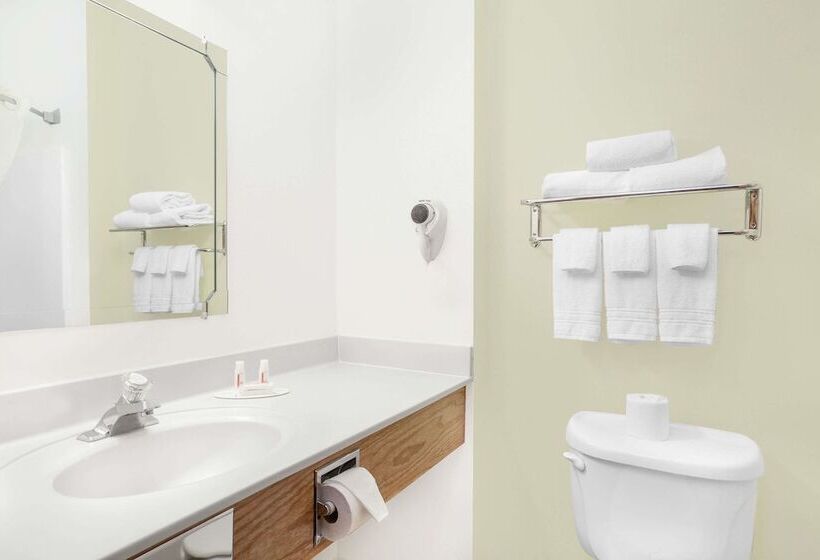 豪华房间, Super 8 By Wyndham Cobleskill Ny