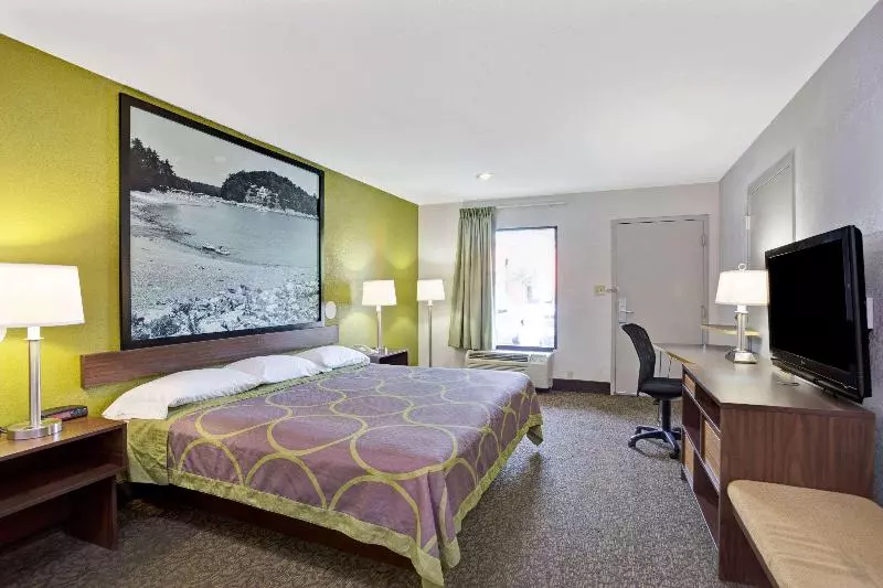 اتاق استاندارد, Super 8 By Wyndham Gainesville