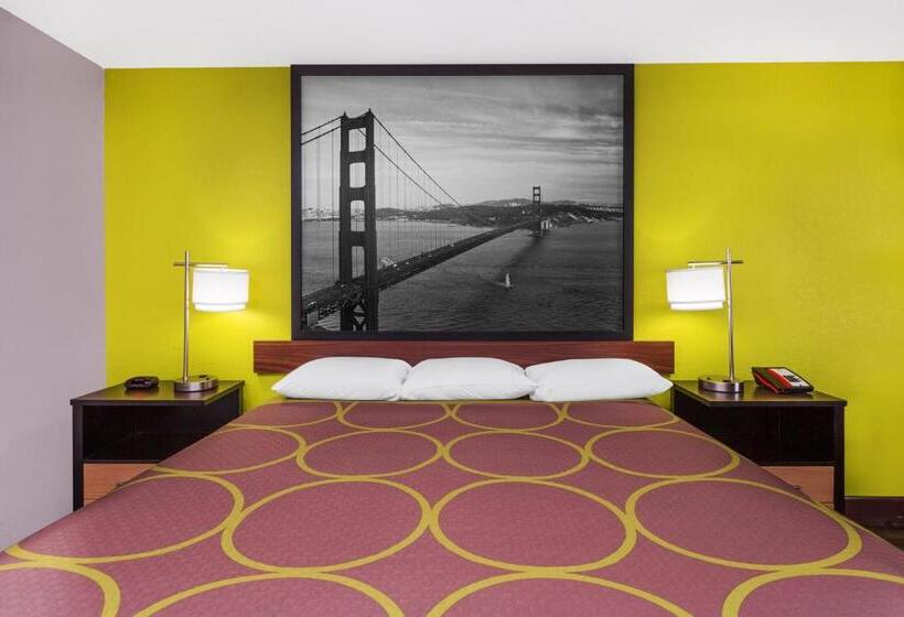 适合残疾人士使用的带超级大床的标准间, Super 8 By Wyndham Prattville Montgomery