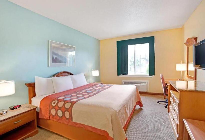 غرفة قياسية سرير كينج, Super 8 By Wyndham Salisbury