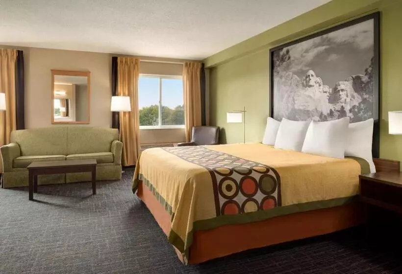 Deluxe Suite King Bed, Super 8 By Wyndham Sioux Falls