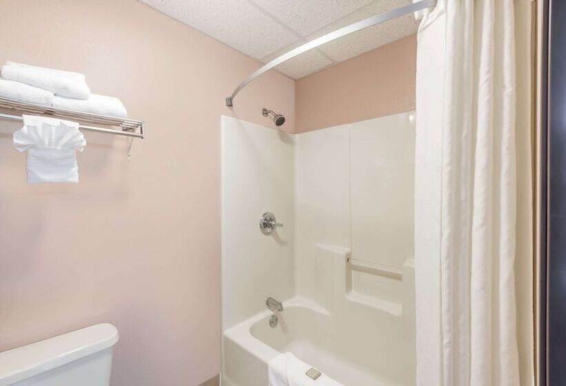 Студия Deluxe, Super 8 By Wyndham Winfield Quail Ridge Area