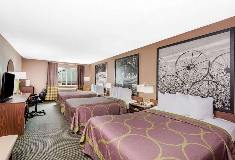 Студия Стандарт, Super 8 By Wyndham Winfield Quail Ridge Area