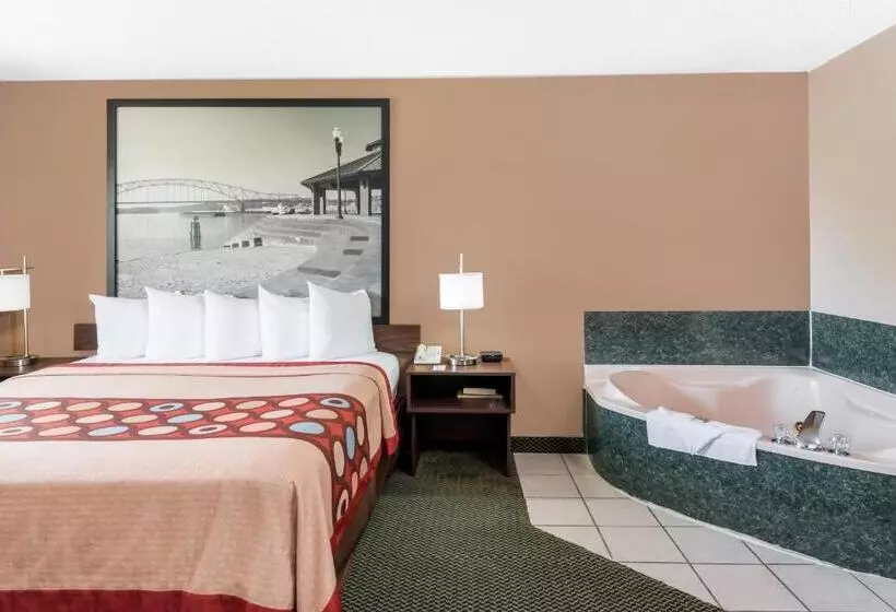 キングサイズベッドのデラックススイート, Super 8 By Wyndham Winfield Quail Ridge Area