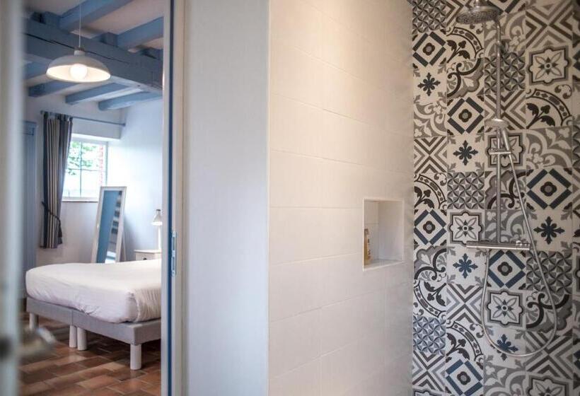 Номер Стандарт Вид на Сад, Chambres D Hôtes Le Pignié