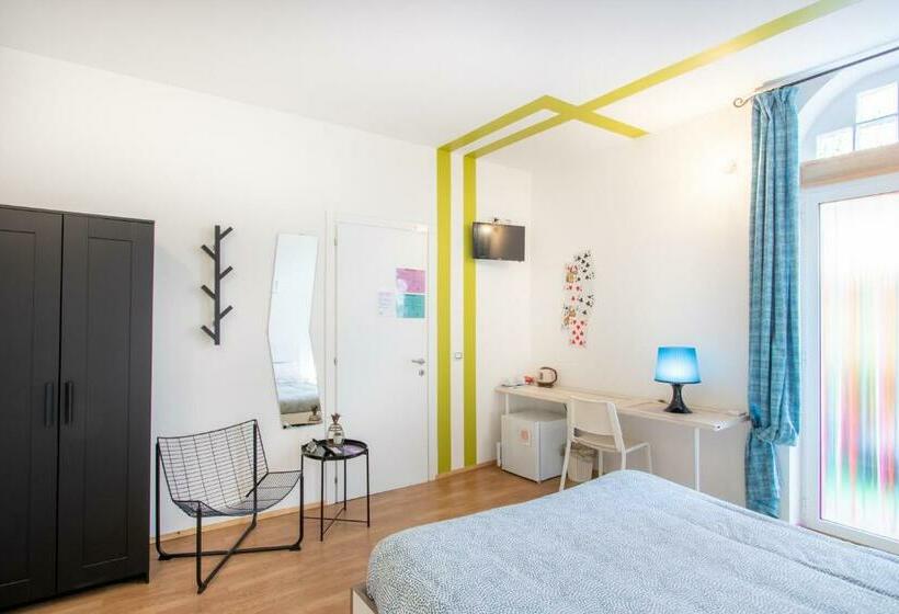 テラス付きスタンダードルーム, Maison44