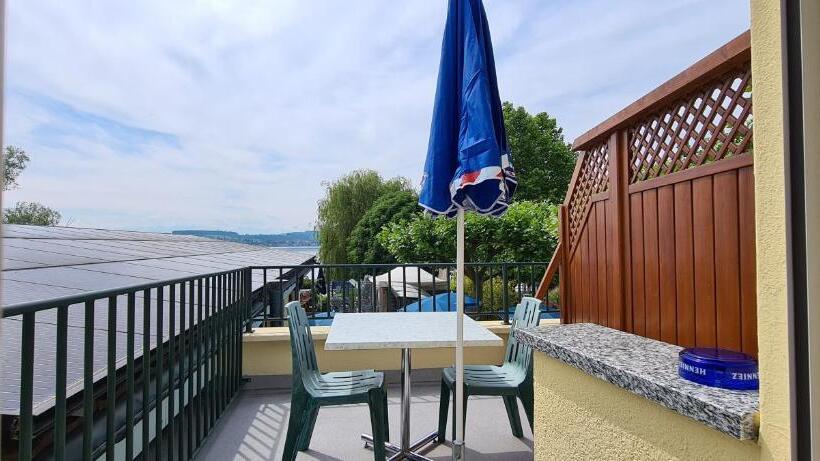 غرفة قياسية مطلّة علي البحيرة, Hôtel Restaurant Cave Bel Air