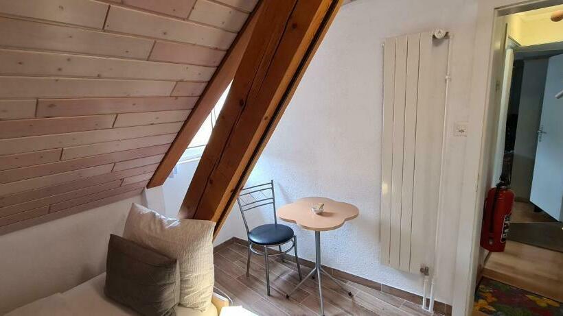 غرفة أساسية فردية, Hôtel Restaurant Cave Bel Air