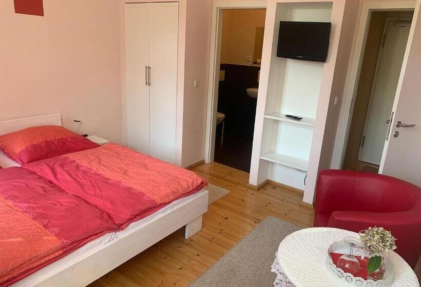 חדר דלוקס, Loensches Gut