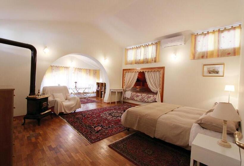 Люкс 2 Спальни, Villa Carol Appartamento E B&b