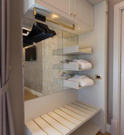 جناح جونيور, Boutique Hotel Villa Zoppi   Adults Only