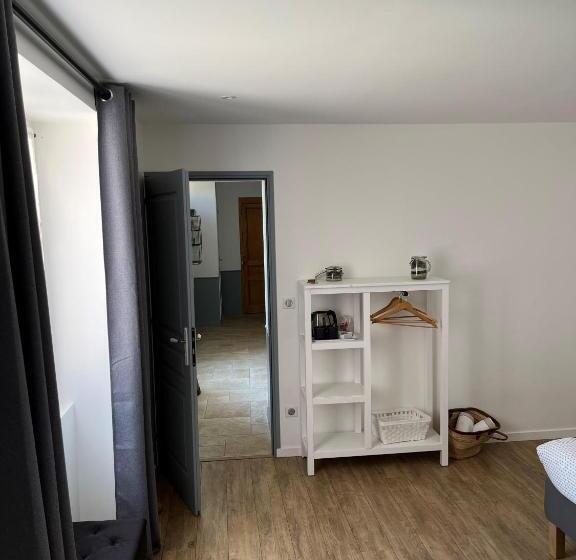 غرفة قياسية مطلّة علي الحديقة, La Maison De Paul & Margaux