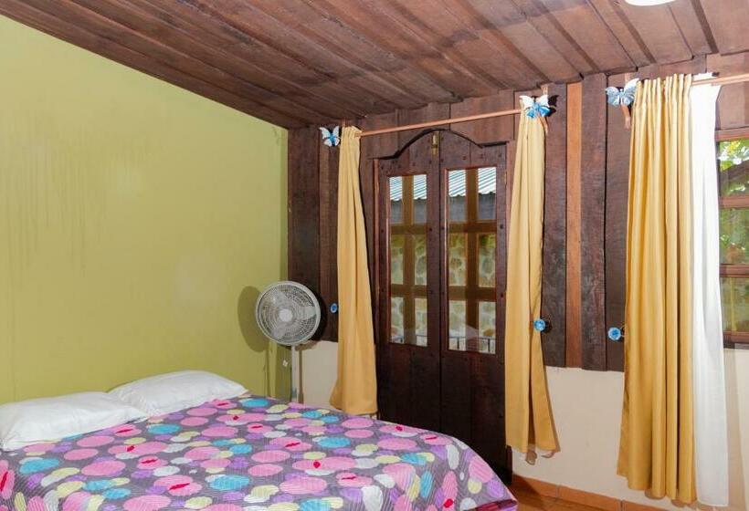 스탠다드 룸 킹사이즈 침대, Malekus Mountain Lodge