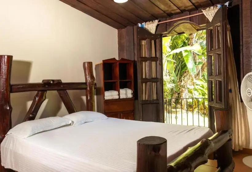 バルコニー付スタンダード４ベッドルーム, Malekus Mountain Lodge