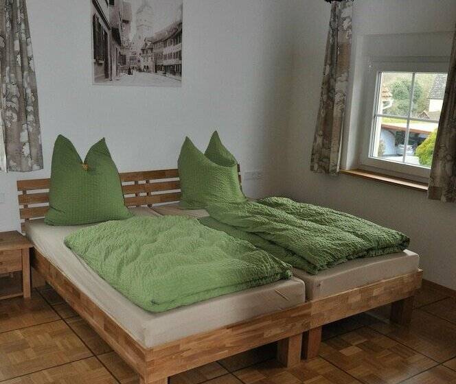 Quarto Triplo Estandar, D´r Rechenmacher