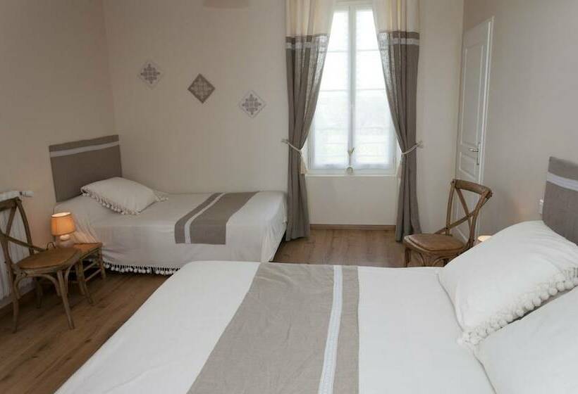 غرفة قياسية ثلاثية, Chambres D'hôtes Le Tilleul