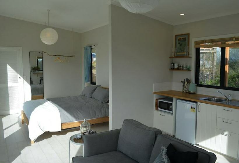 Студия Стандарт Двуспальная Кровать, Flotsam Studio Accommodation