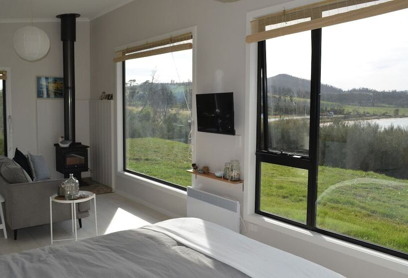 스탠다드 스튜디오 더블 침대, Flotsam Studio Accommodation