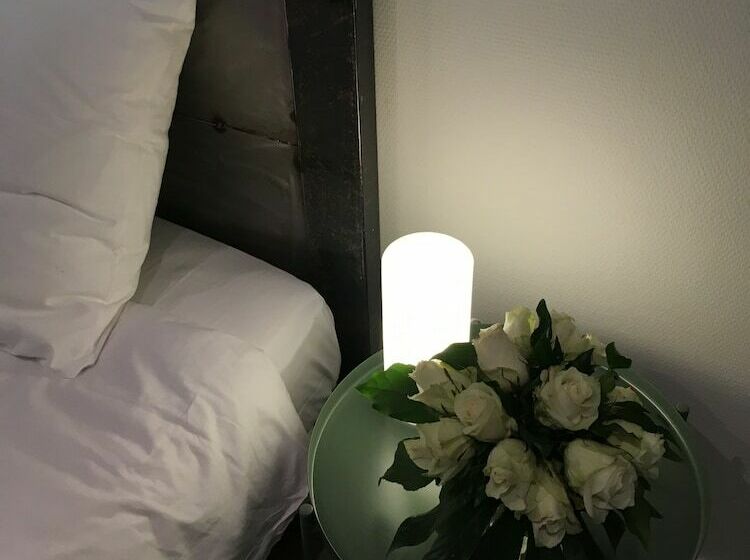 חדר בסיסי, O'lodge