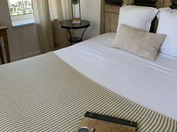 חדר משפחתי, O'lodge