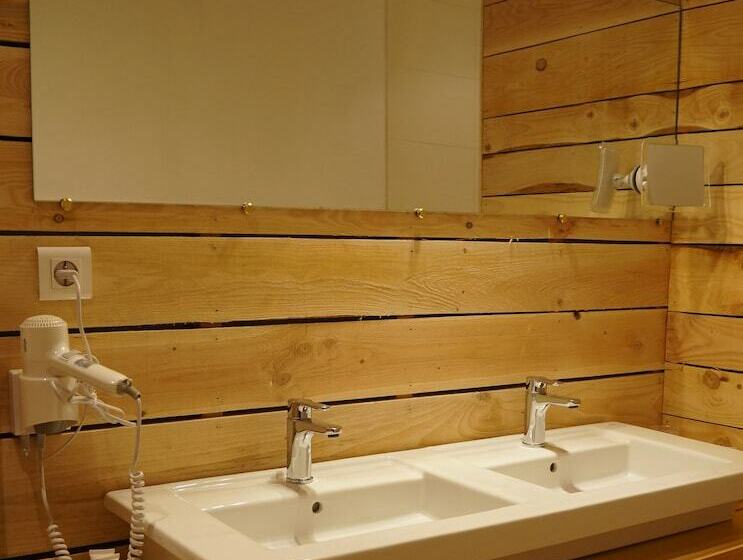 חדר משפחתי, O'lodge