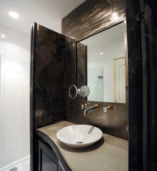 חדר בסיסי, O'lodge