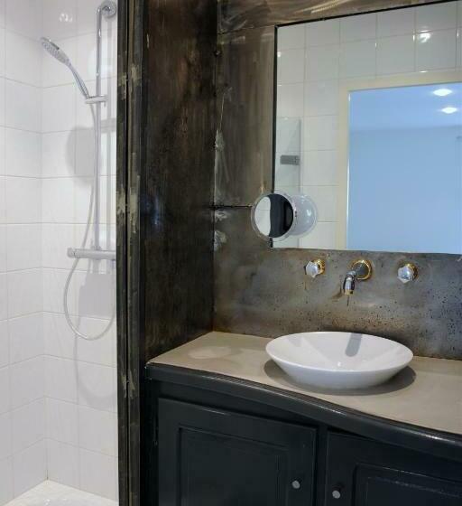 חדר בסיסי, O'lodge